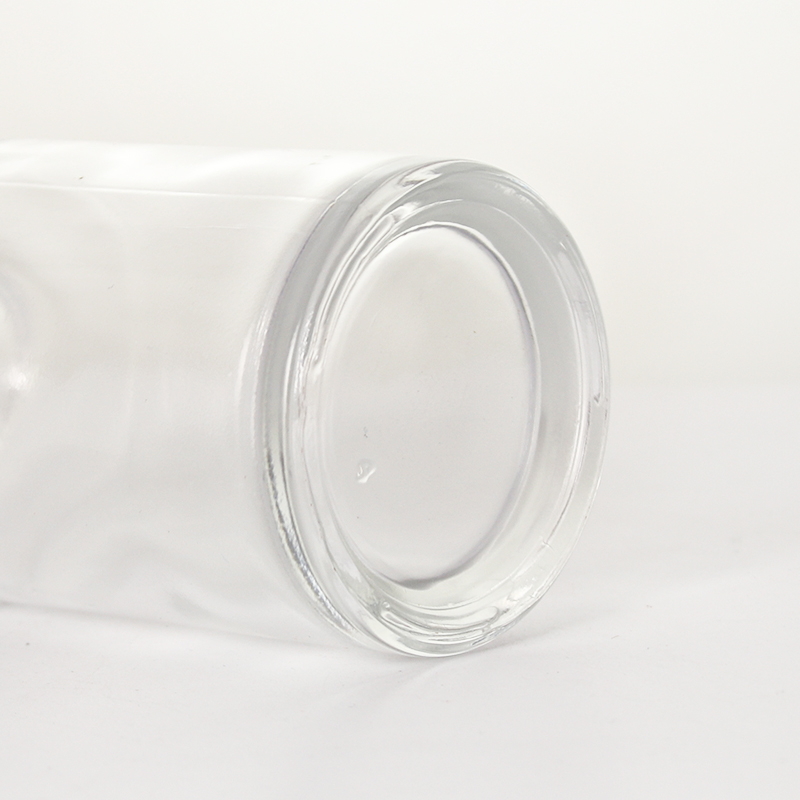 Botella difusora de caña de vidrio de fondo grueso con tapa de madera semiredonda